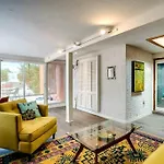 Tranquil Oasis Near Old Town, Hot Tub, Mountain Views